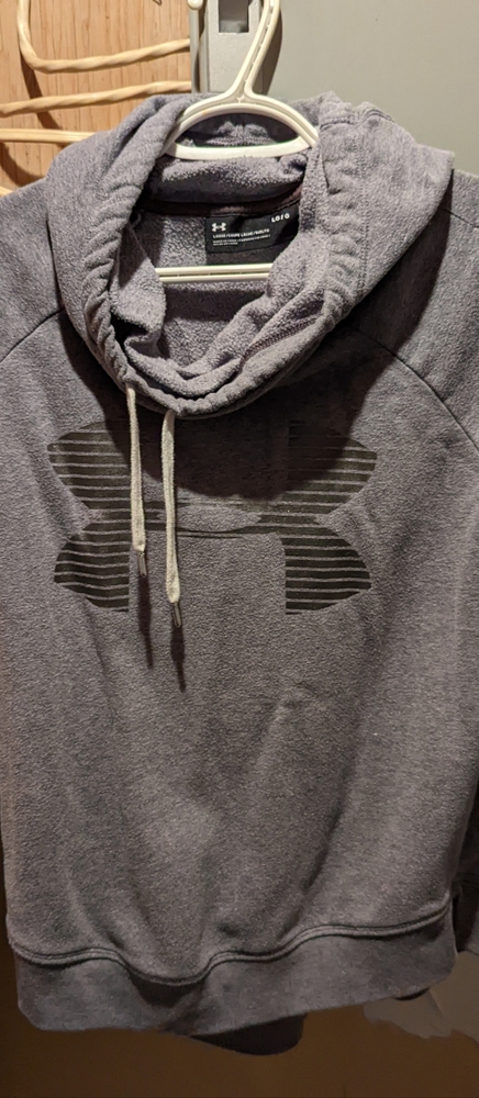 UA hoodie size LG